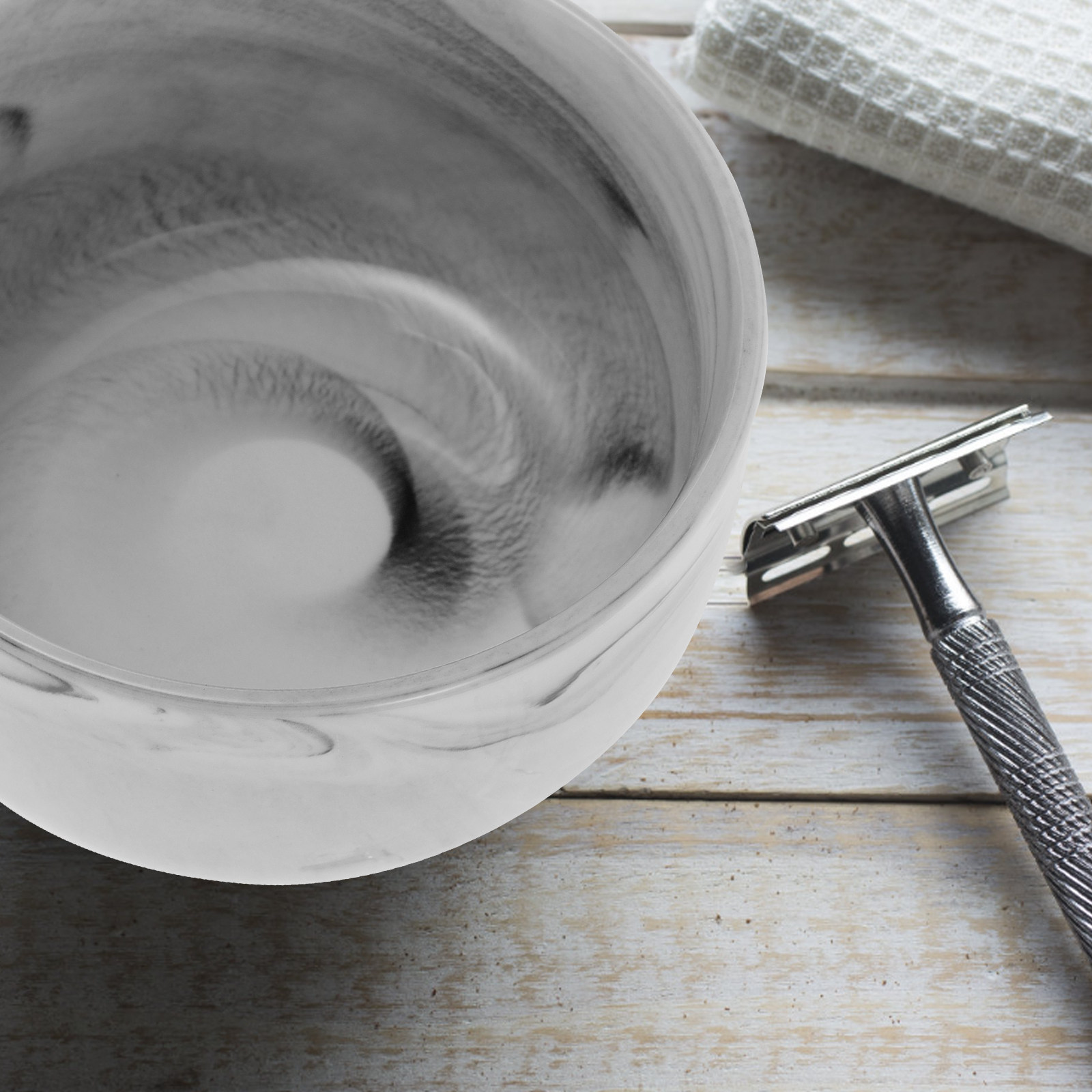 Scheerschaal met marmerpatroon - Skincare Routine recensie en prijs